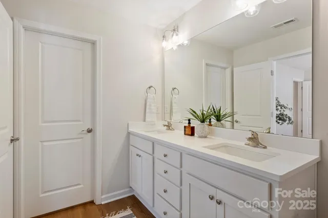 $369,000 | 2405 Via Del Conte, Charlotte, NC 28205