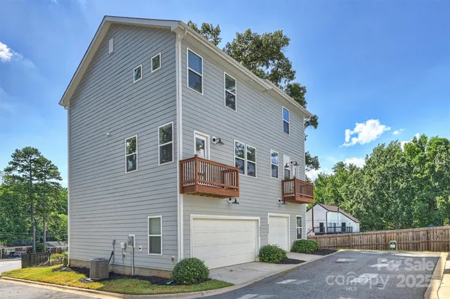 $369,000 | 2405 Via Del Conte, Charlotte, NC 28205