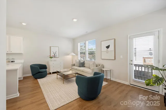 $369,000 | 2405 Via Del Conte, Charlotte, NC 28205