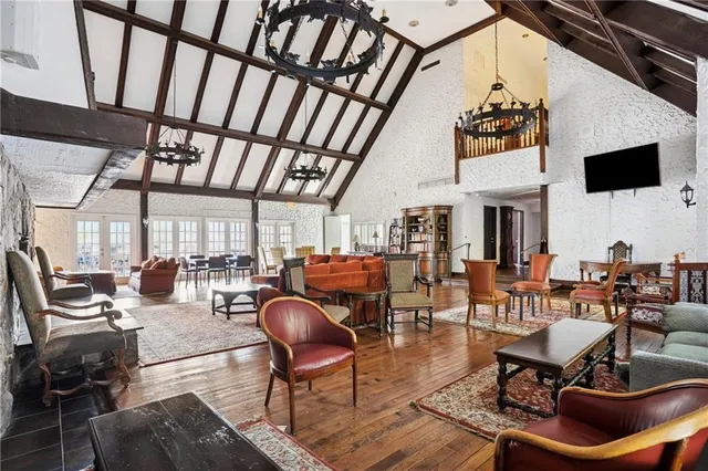 $219,000 | 6851 Roswell Road, Unit F32, Atlanta, GA 30328