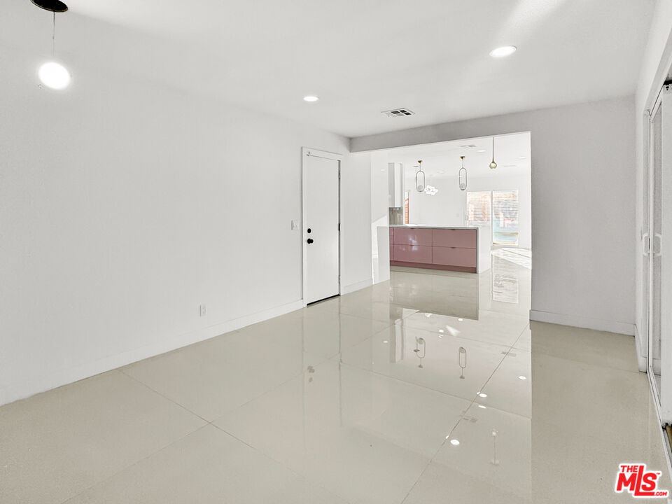 2188 East Rogers Road Palm Springs, CA 92262 - Photo 18 of 36