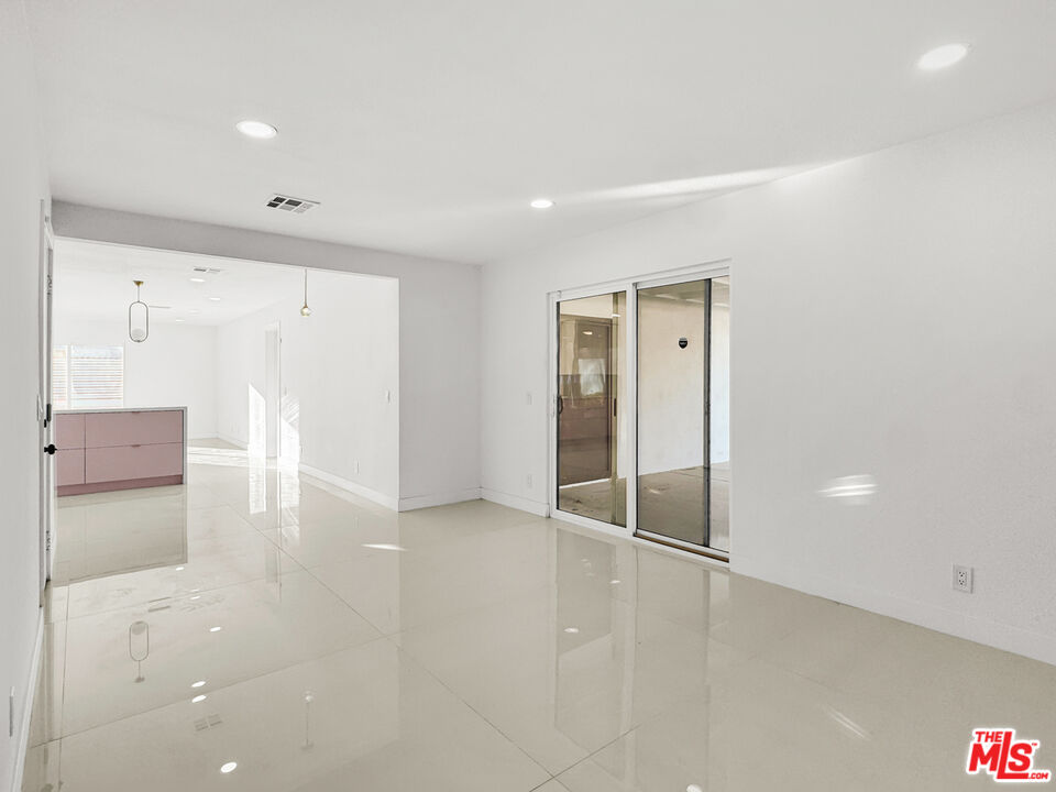 2188 East Rogers Road Palm Springs, CA 92262 - Photo 19 of 36