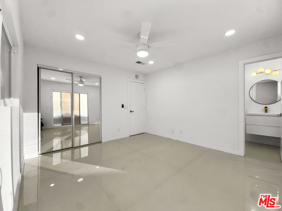 2188 East Rogers Road Palm Springs, CA 92262 - Photo 23 of 36