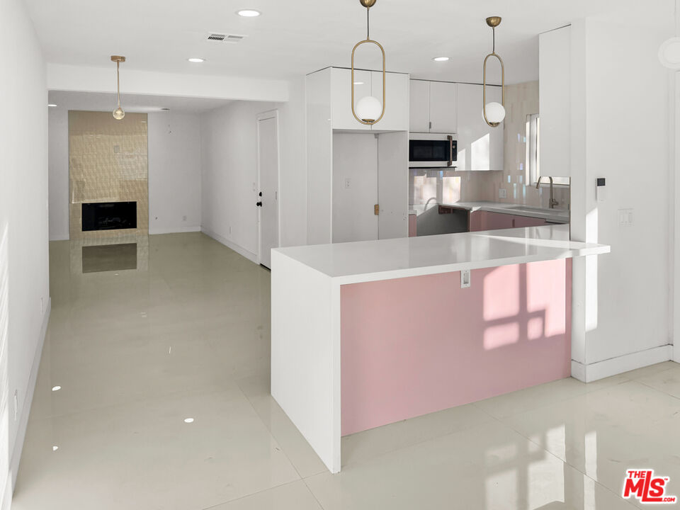 2188 East Rogers Road Palm Springs, CA 92262 - Photo 9 of 36