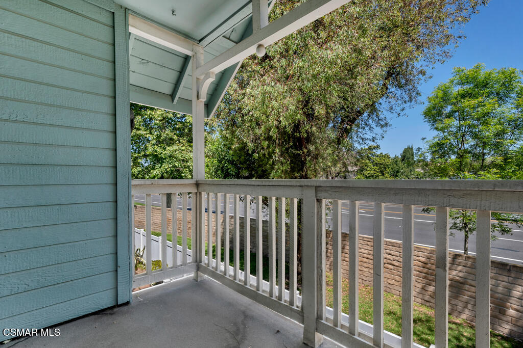 1980 Rory Lane, Unit 3 Simi Valley, CA 93063 - Photo 25 of 33 a side view of a house with a balcony
