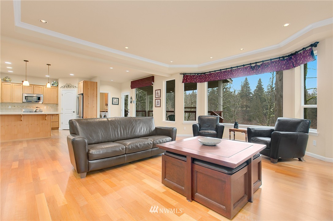 10327 Chain Lake Road Snohomish, WA 98290 - Photo 4 of 25