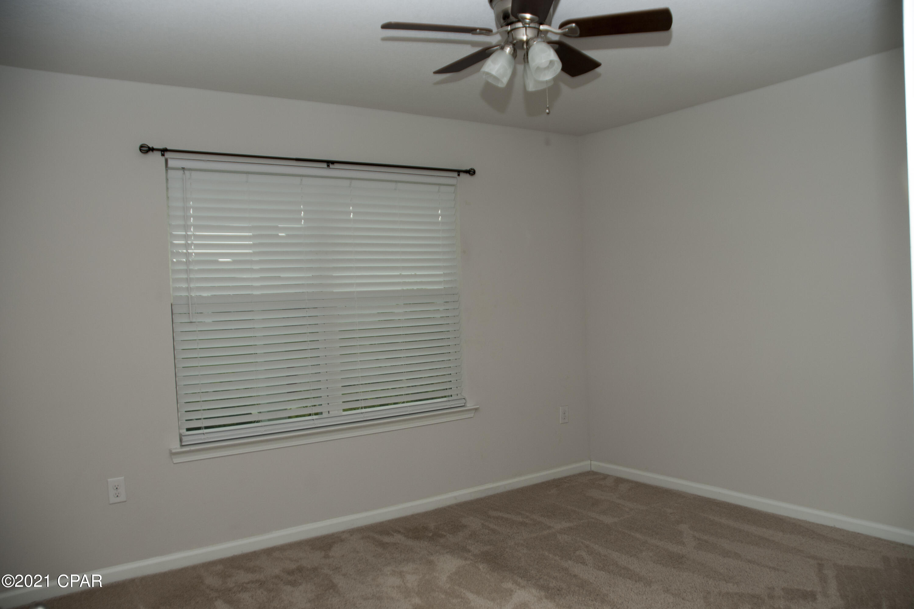 133 Osprey Lake Road Callaway, FL 32404 - Photo 4 of 32