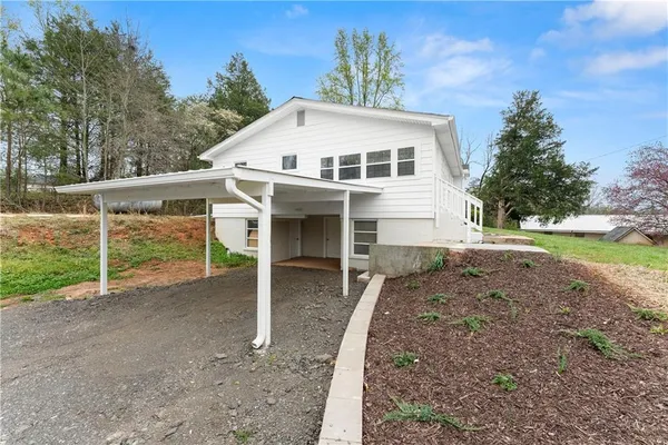 $335,000 | 5011 Highway 53, Dawsonville, GA 30534