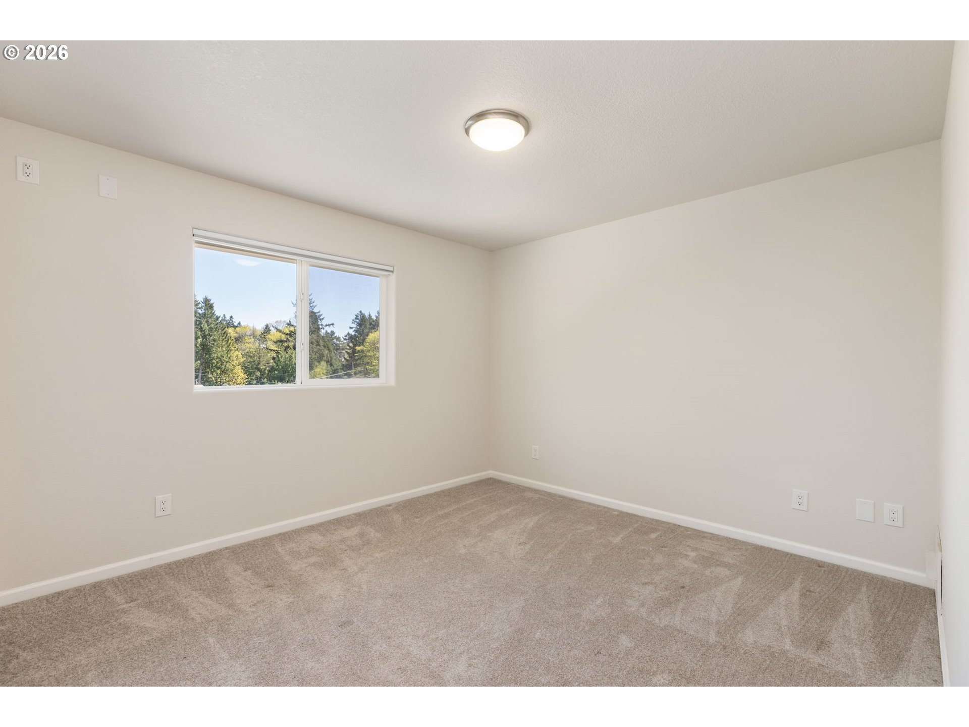 5719 Southwest 40th Avenue Portland, OR 97221 - Photo 19 of 35