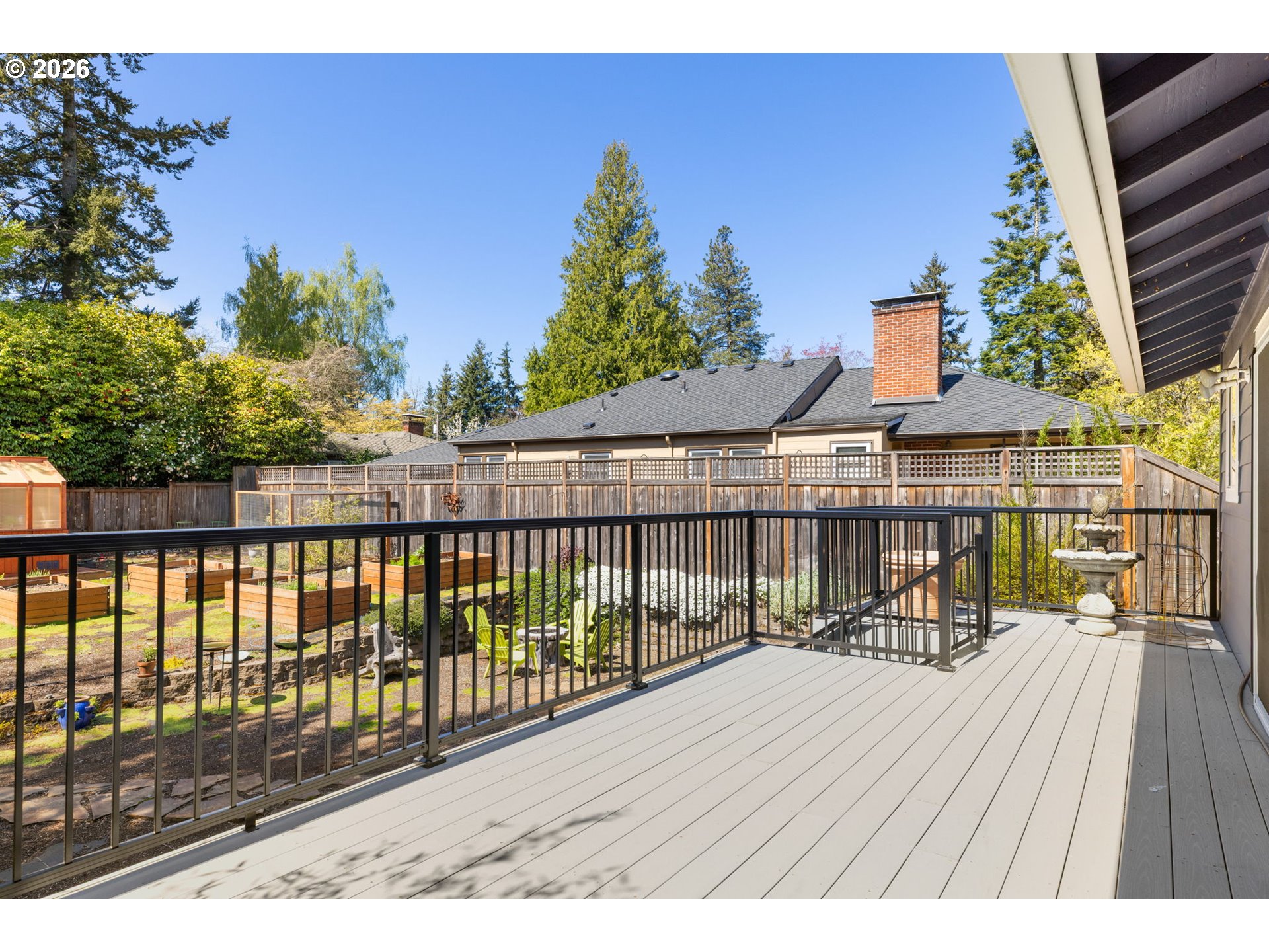 5719 Southwest 40th Avenue Portland, OR 97221 - Photo 23 of 35