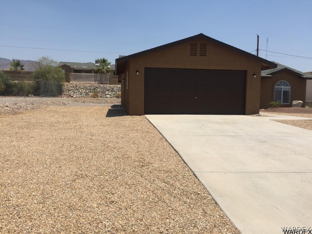 770 McCulloch Boulevard South Lake Havasu City, AZ 86406 - Photo 3 of 26 Side Parking