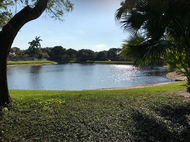 256 Hampton Place Jupiter, FL 33458 - Photo 18 of 27 Additional Photo