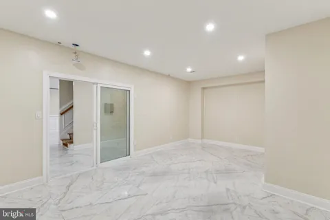 a view of a house with a yard and garage