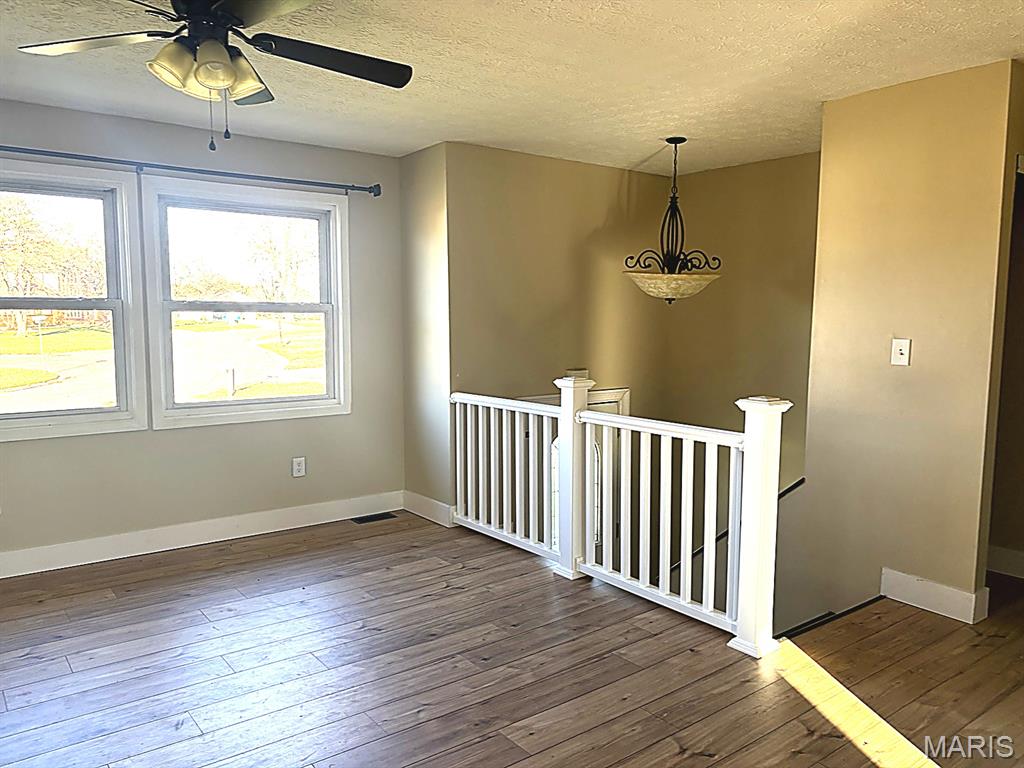 904 Miller Drive Staunton, IL 62088 - Photo 18 of 37