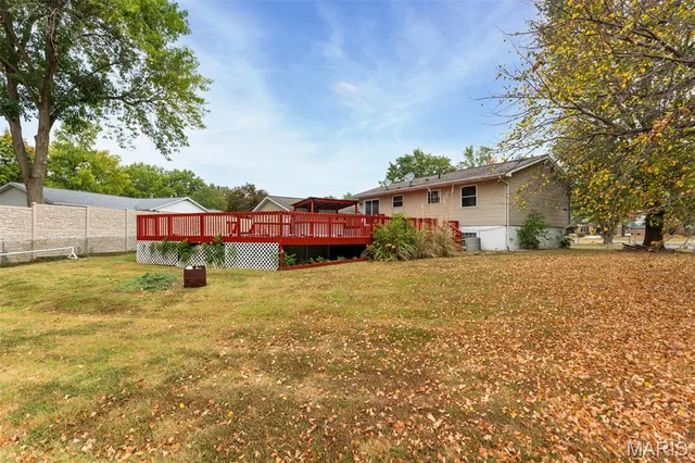 $279,000 | 904 Miller Drive, Staunton, IL 62088