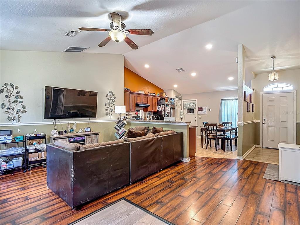 13337 Tubeck Street Spring Hill, FL 34609 - Photo 17 of 47 Gallery Image 17