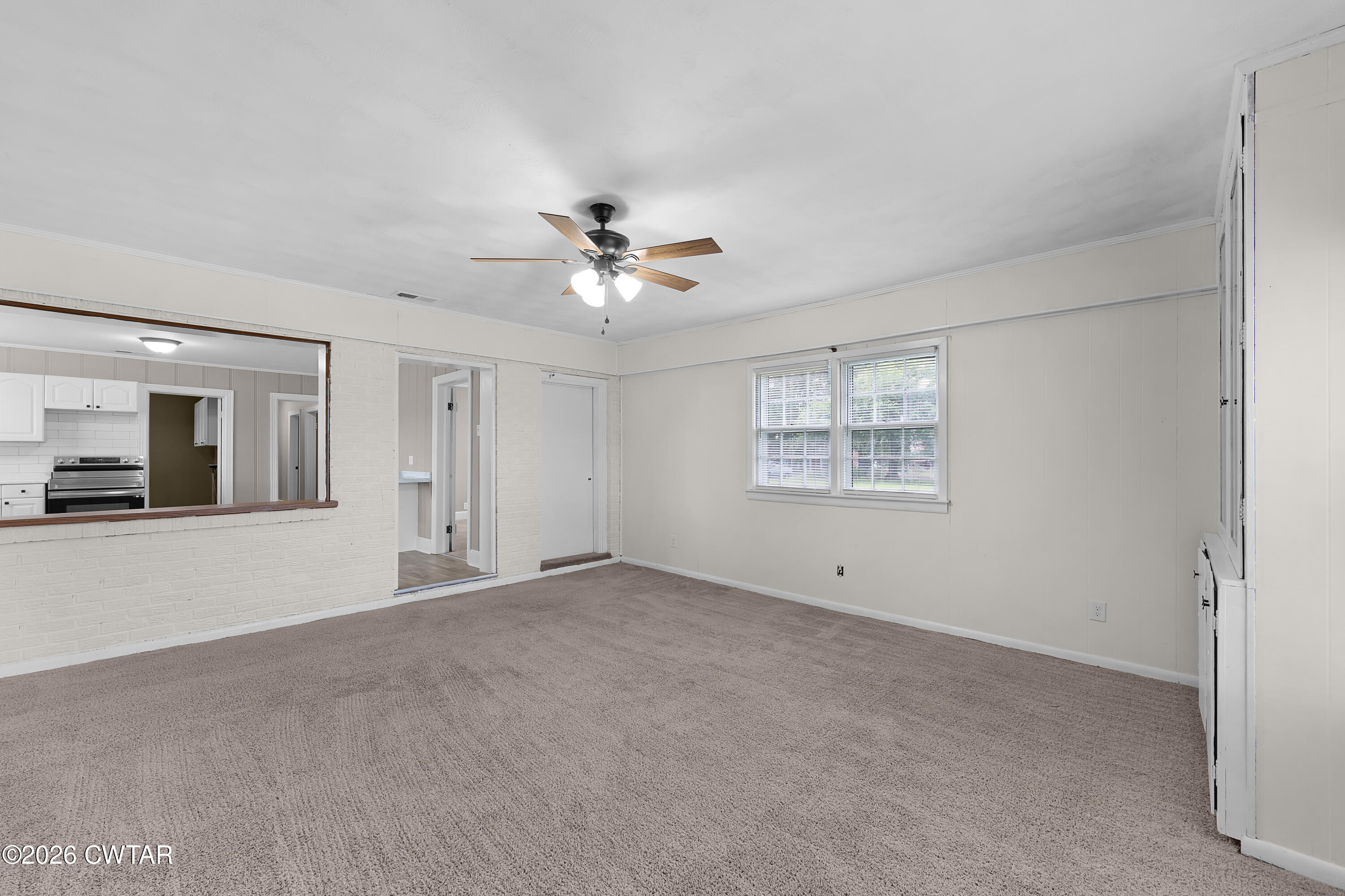 2060 Ashport Road Oakfield, TN 38362 - Photo 11 of 28 Living Room