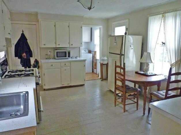334 Bayside Road Ellsworth, ME 04605 - Photo 10 of 34 Kitchen.