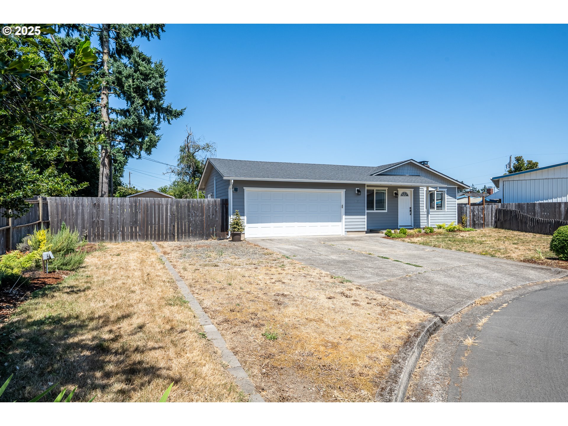 1181 South 39th Street Springfield, OR 97478 - Photo 2 of 37 Gallery Image 2
