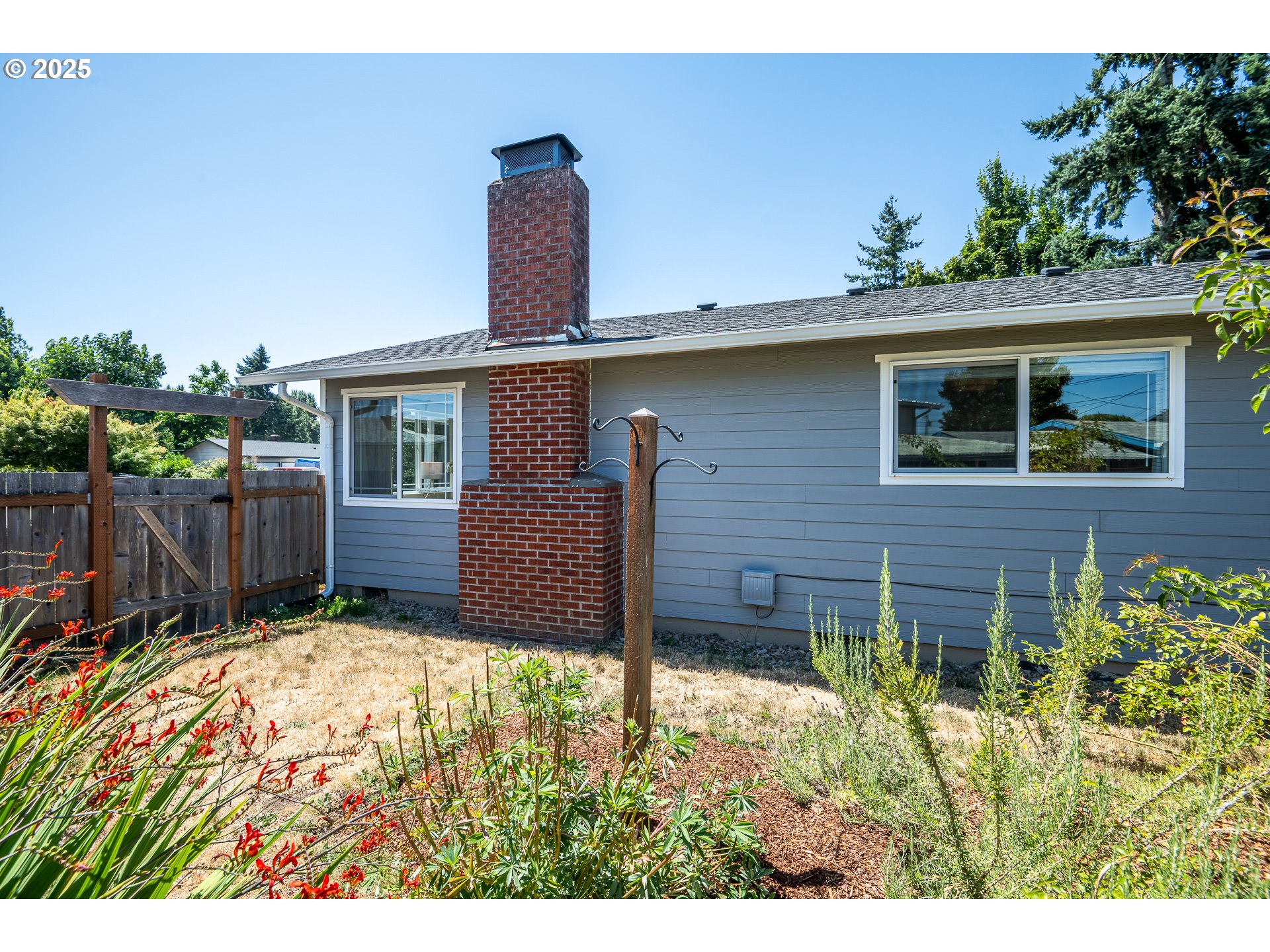 1181 South 39th Street Springfield, OR 97478 - Photo 29 of 37 Gallery Image 29