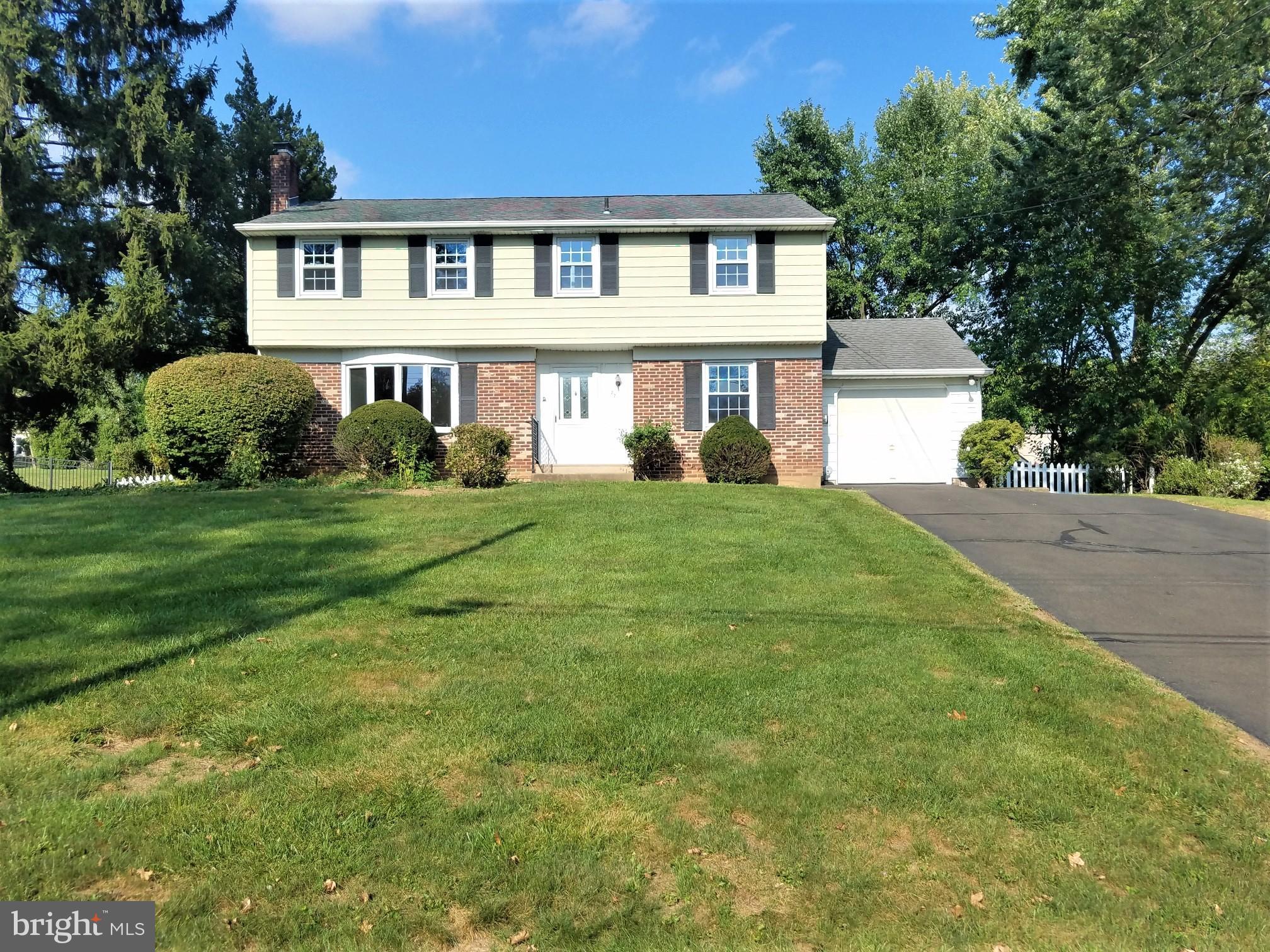 77 Autumn Road Southampton, PA 18966 - Photo 1 of 31 Gallery Image 1