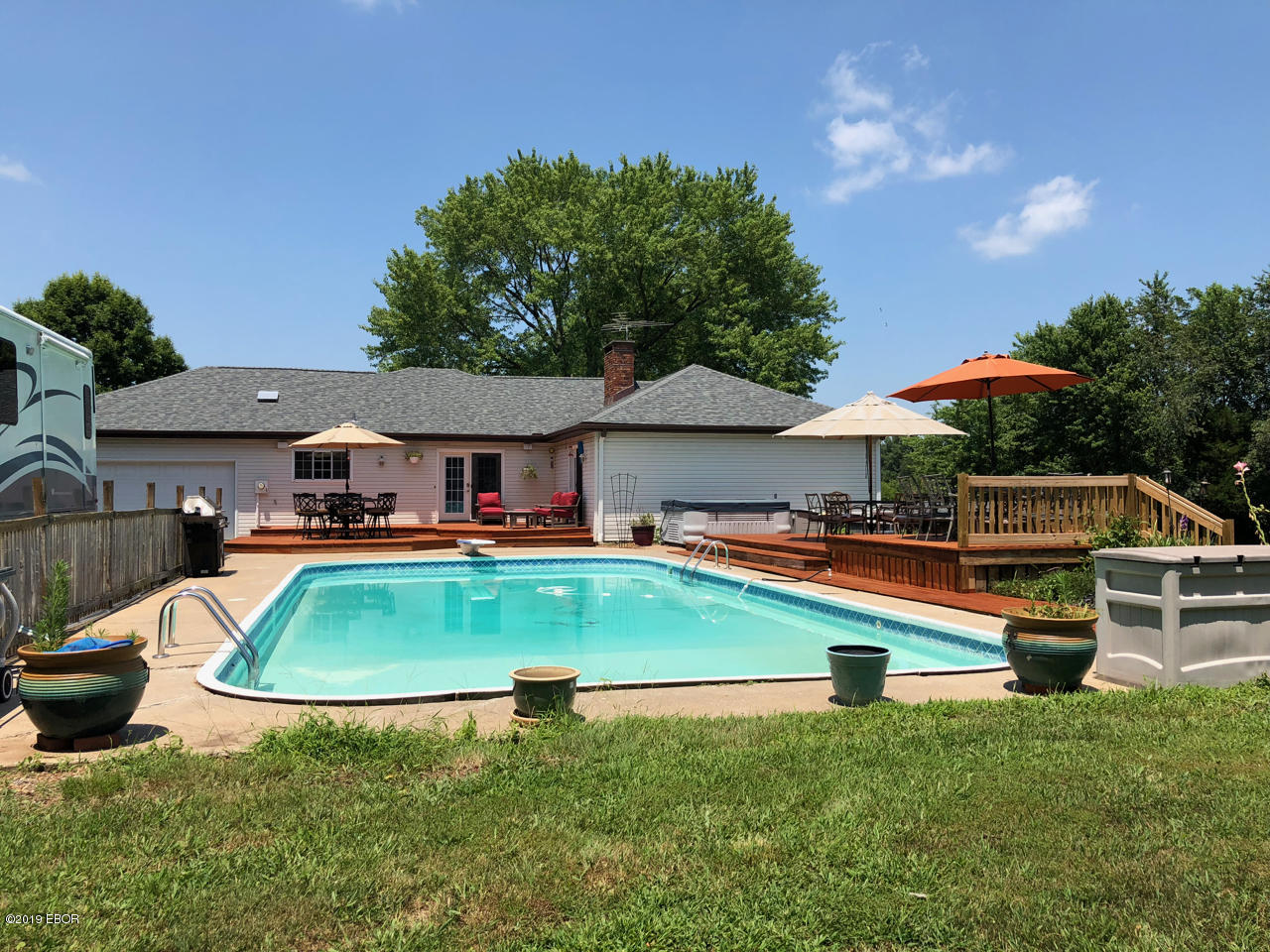 3792 Country Club Road Carbondale, IL 62901 - Photo 3 of 39