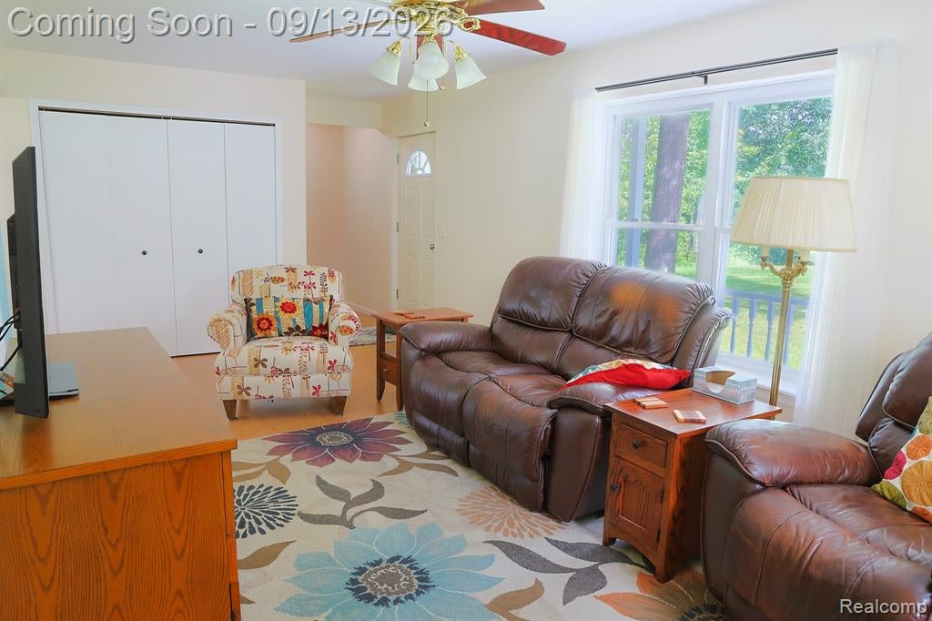 9427 Andersonville Road Clarkston, MI 48346 - Photo 10 of 46 Gallery Image 10