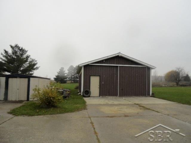 2530 South Ringle Road Vassar, MI 48768 - Photo 31 of 32 31307433-30.JPG