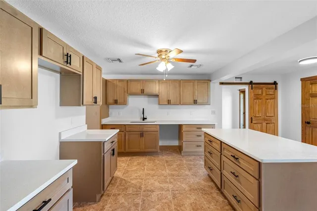 $1,990,000 | 11401 Thonotosassa Road, Thonotosassa, FL 33592