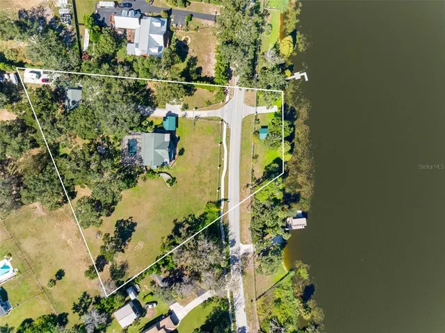 $1,990,000 | 11401 Thonotosassa Road, Thonotosassa, FL 33592