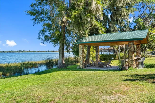 $1,990,000 | 11401 Thonotosassa Road, Thonotosassa, FL 33592
