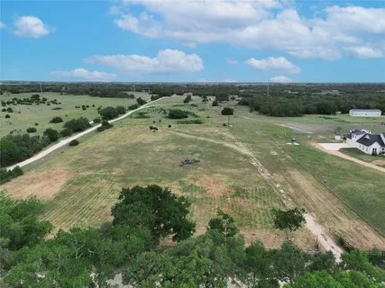 $369,900 | 400 County Road 204, Liberty Hill, TX 78642