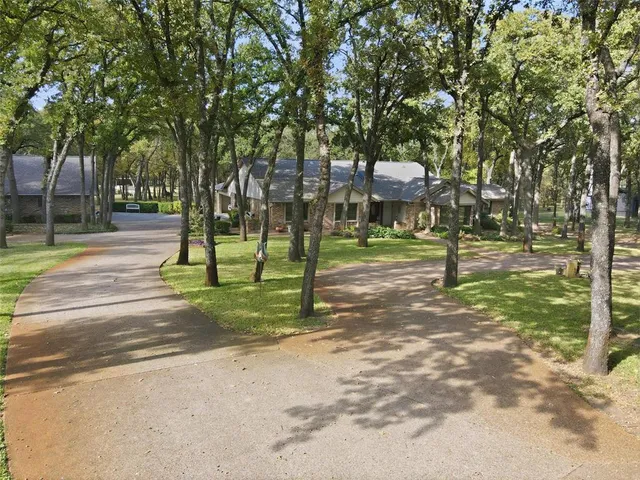 $1,175,000 | 1607 North Main Street, Euless, TX 76039