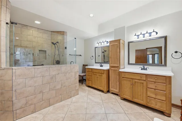 $1,175,000 | 1607 North Main Street, Euless, TX 76039