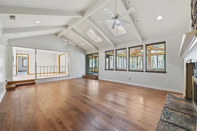 $1,175,000 | 1607 North Main Street, Euless, TX 76039