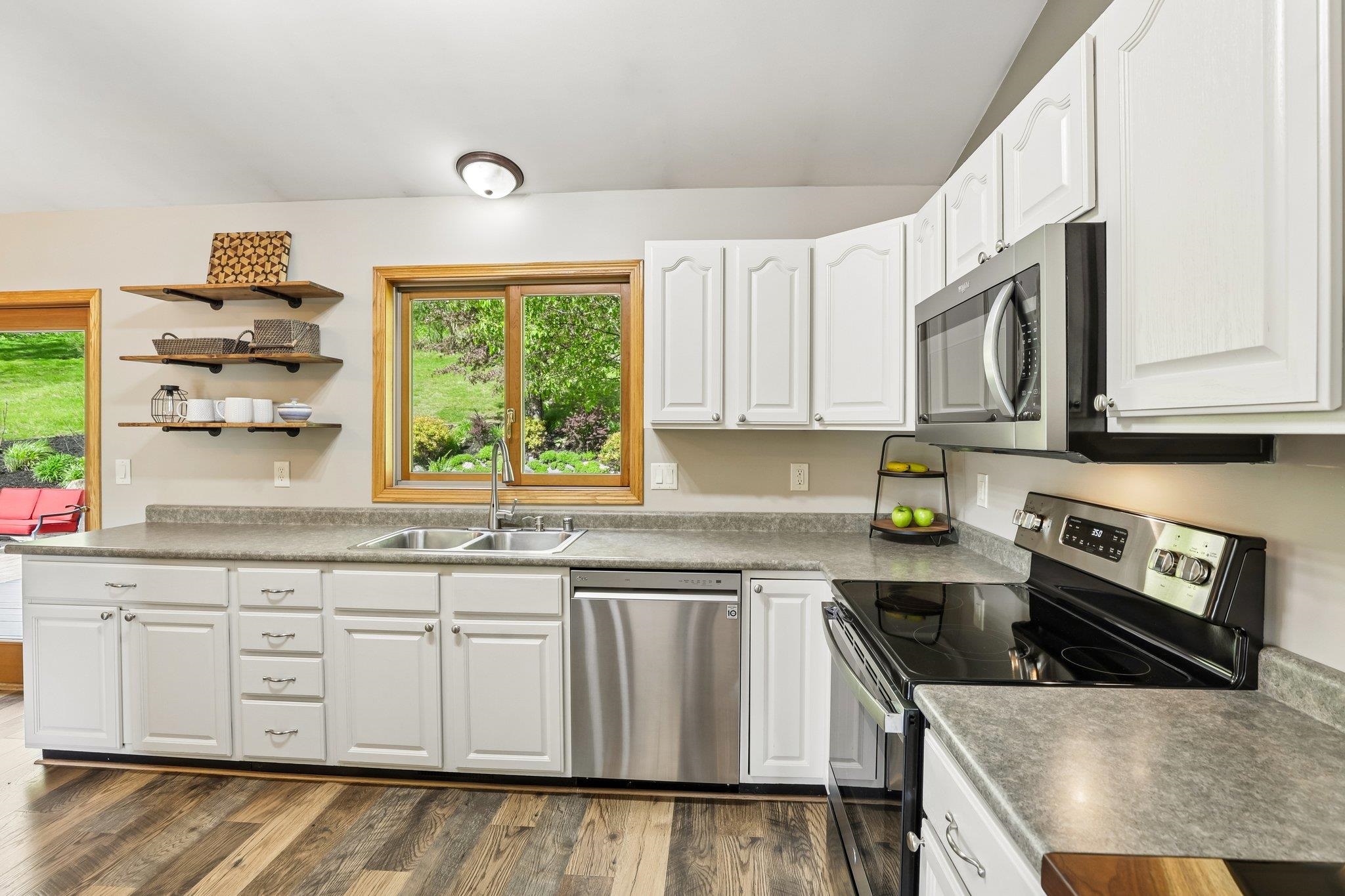 S11610 Hazelnut Road Spring Green, WI 53588 - Photo 14 of 59