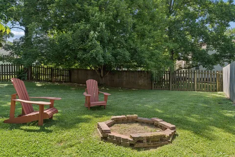 $385,000 | 5204 Village Trace, Nashville, TN 37211