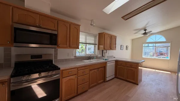 $285,000 | 600 Colonial Park Drive, Santa Rosa, CA 95403