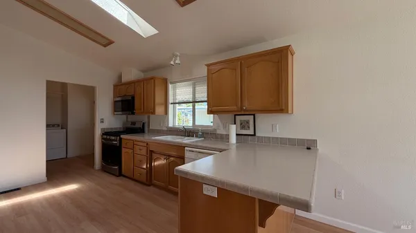 $285,000 | 600 Colonial Park Drive, Santa Rosa, CA 95403