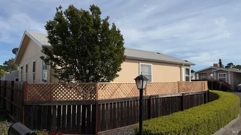 $285,000 | 600 Colonial Park Drive, Santa Rosa, CA 95403