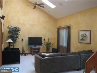 905 West Church Road Newark, DE 19711 - Photo 2 of 9 Great Room