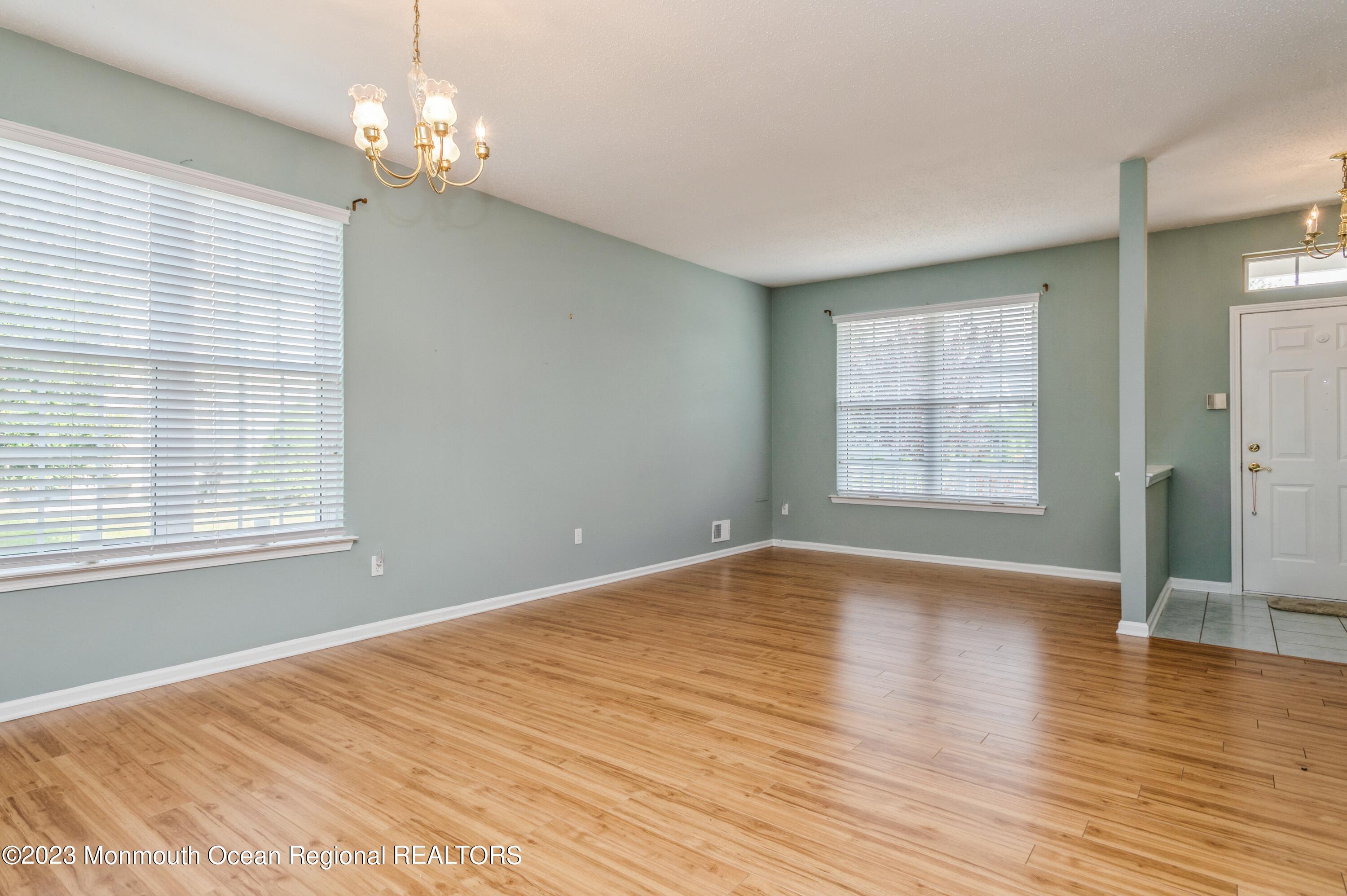 9 Quail Road Barnegat, NJ 08005 - Photo 4 of 23 03_9QuailRd_165_LivingRoom_HiRes