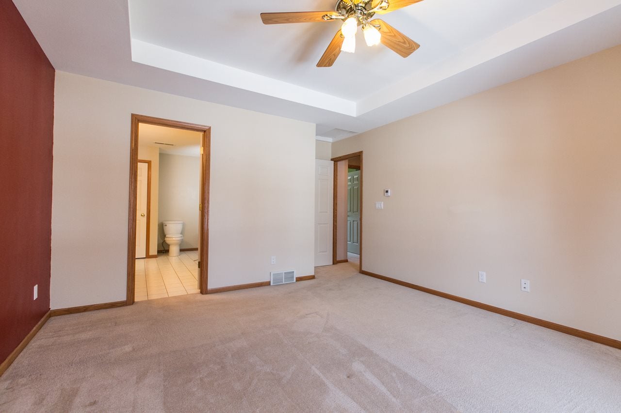 2330 Antler Ridge Drive Dubuque, IA 52002 - Photo 11 of 25 Gallery Image 11