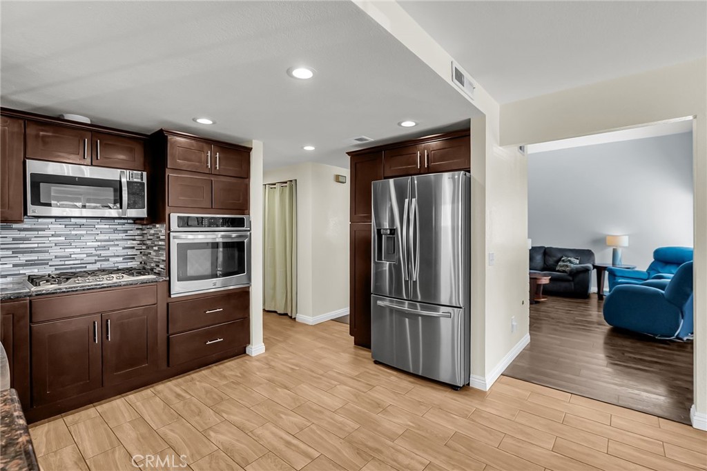 1105 West Victoria Street Rialto, CA 92376 - Photo 13 of 50