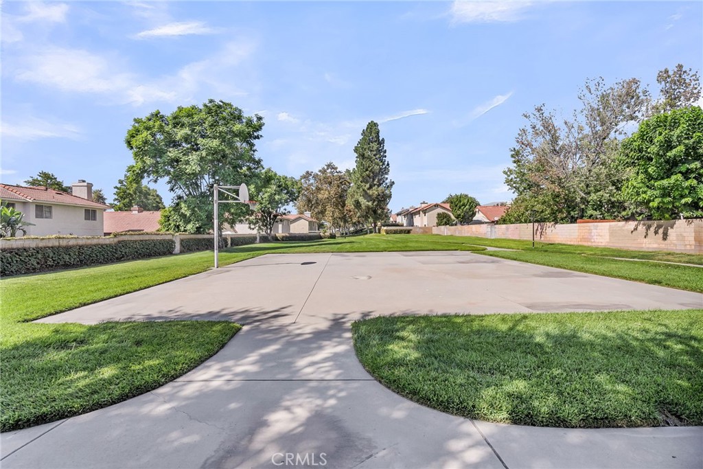 1105 West Victoria Street Rialto, CA 92376 - Photo 36 of 50