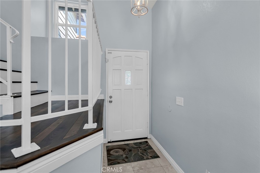1105 West Victoria Street Rialto, CA 92376 - Photo 4 of 50