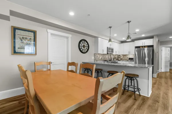 $685,000 | 76 Court Street, Unit 6, Plymouth, MA 02360
