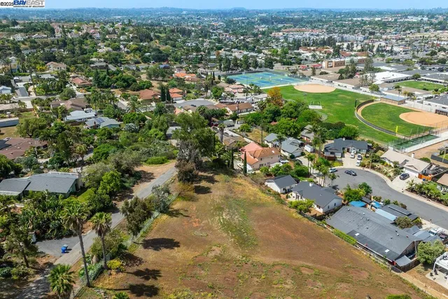 $329,000 | 1649 San Luis Rey Avenue, Vista, CA 92084