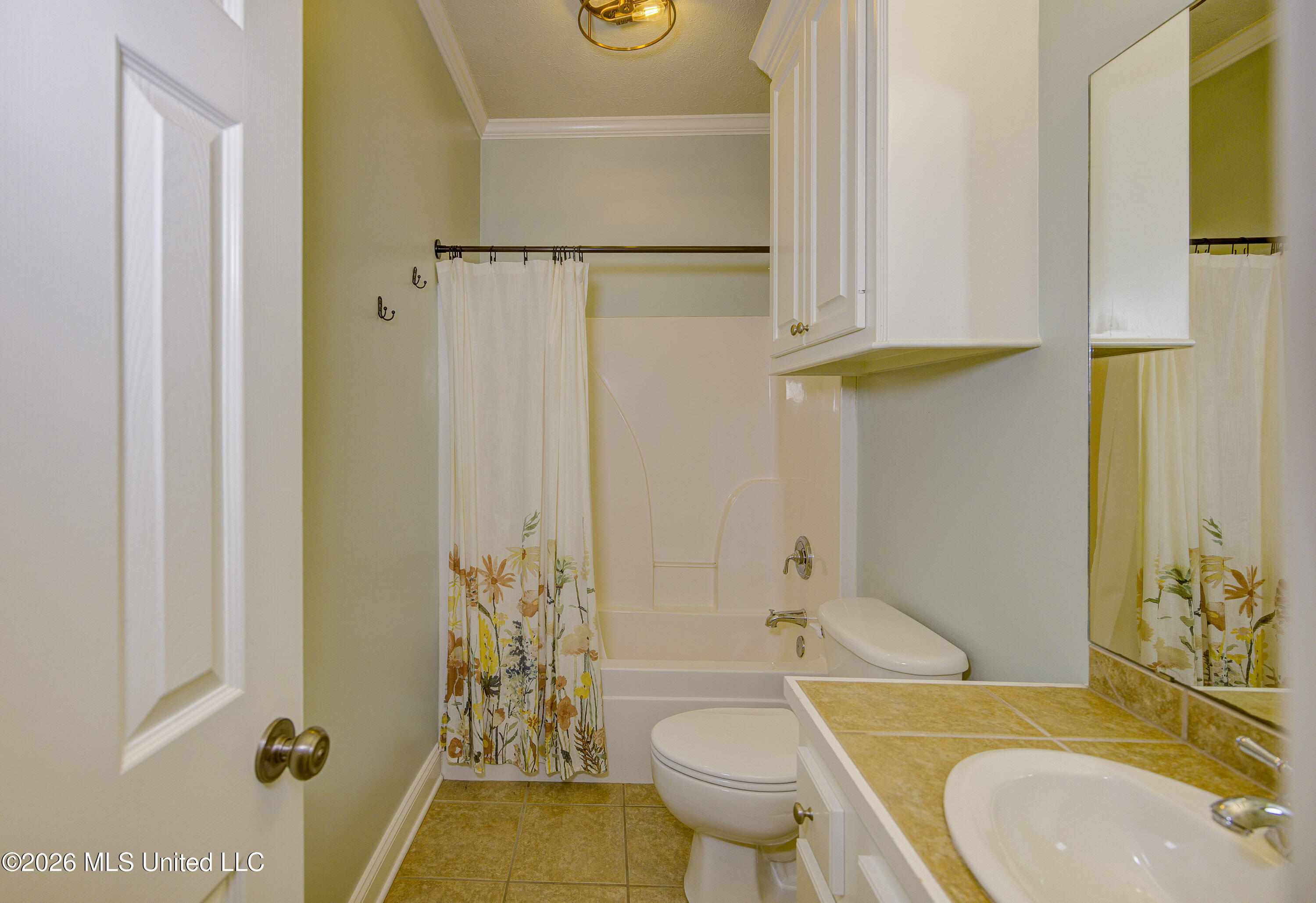 137 Baileys Ridge Circle Clinton, MS 39056 - Photo 44 of 67 42 Second Bathroom 2
