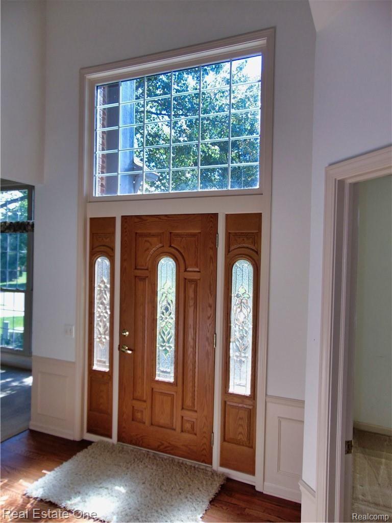 2458 Pleasant View Drive Rochester, MI 48306 - Photo 53 of 68 DSC00545.jpeg
